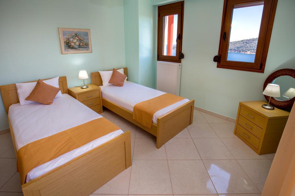 Aphrodite Villas Koinira Exteriér fotografie
